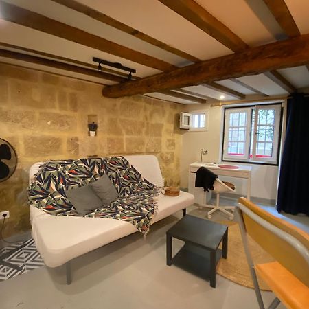 Charmant Studio Ecusson Centre Historique Apartment มงต์เปอลิเยร์ ภายนอก รูปภาพ
