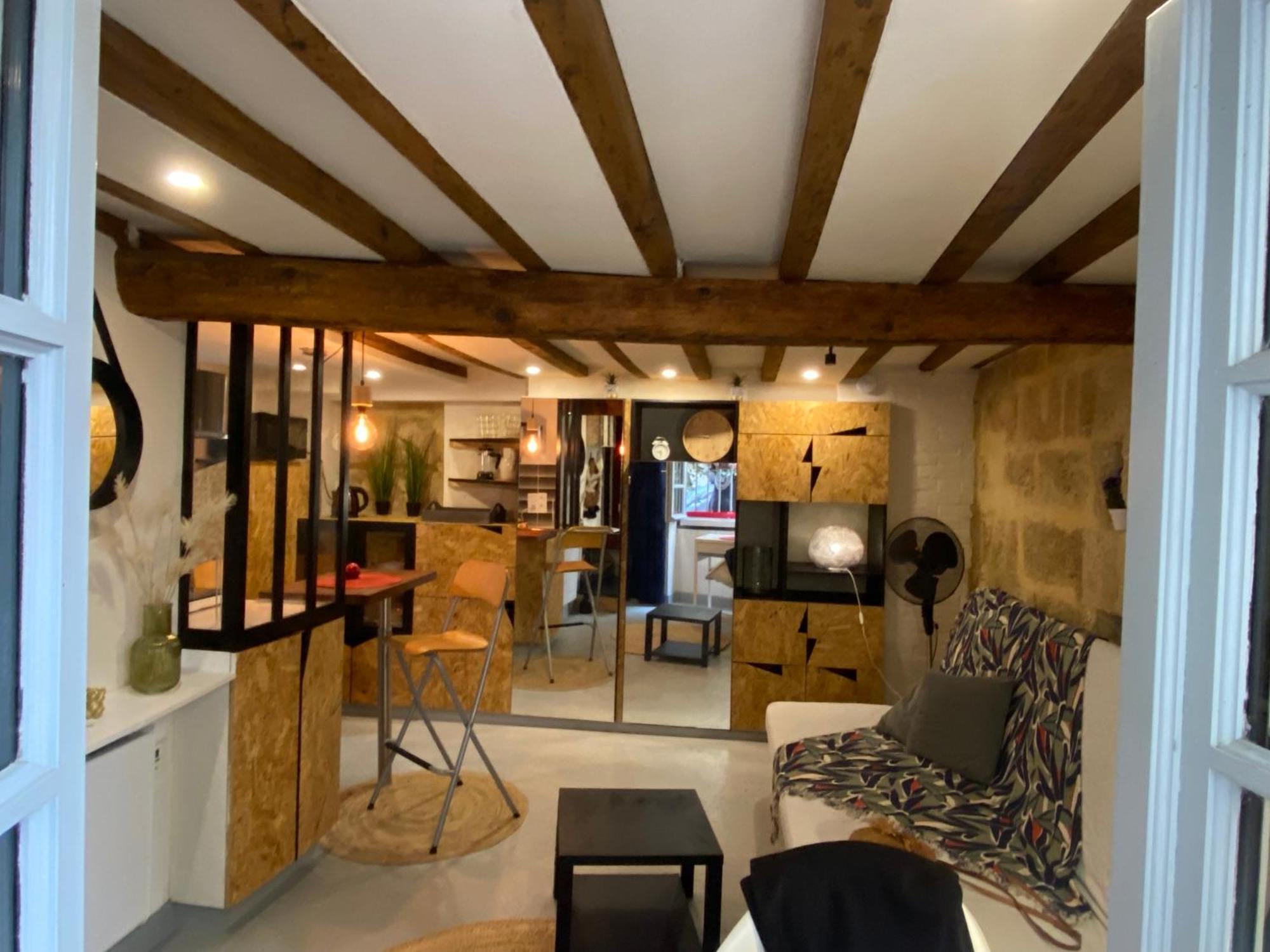 Charmant Studio Ecusson Centre Historique Apartment มงต์เปอลิเยร์ ภายนอก รูปภาพ